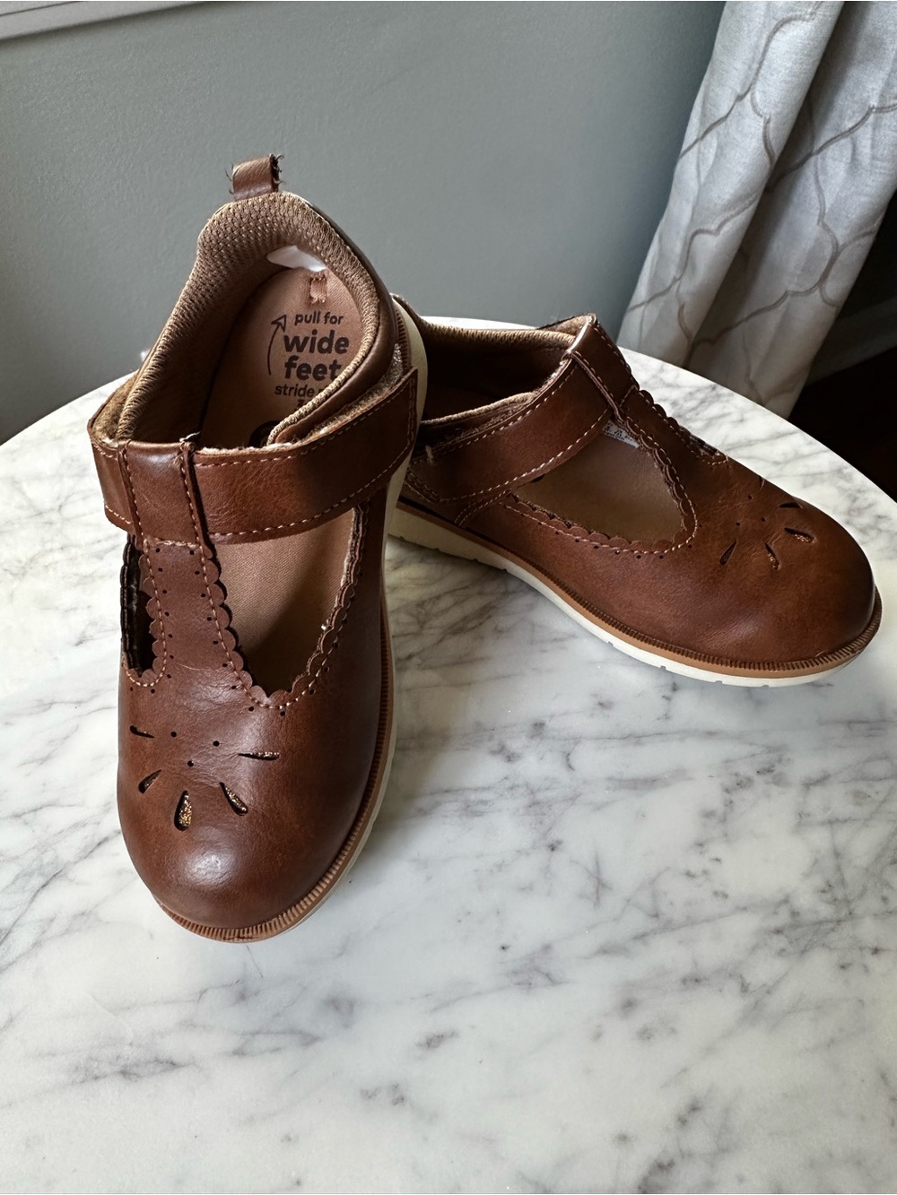 Stride Rite Lacey 2.0 Brown Leather Mary Jane Shoes with Scalloped Strap